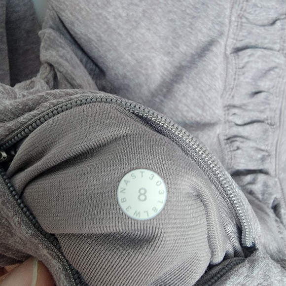 Lululemon half zip Rulu size 8 - Picture 11 of 11